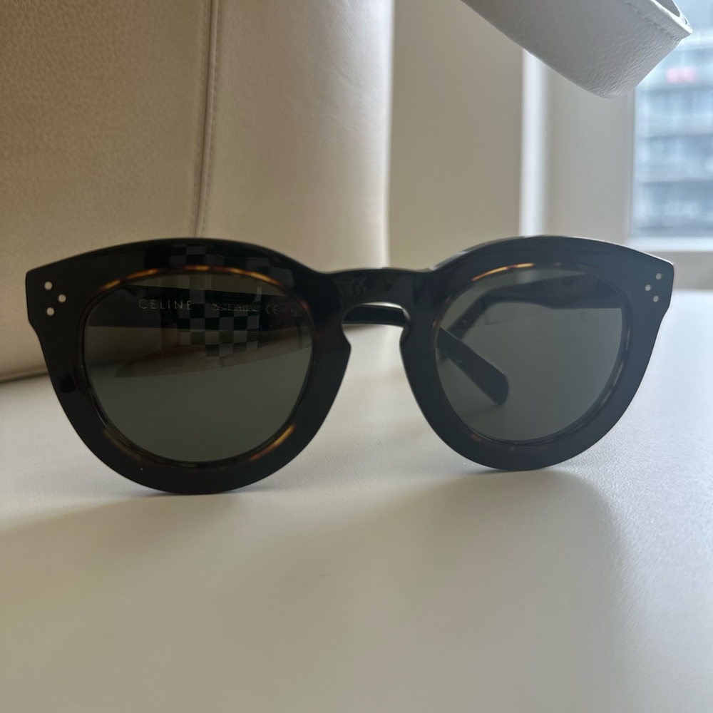 Celine sunglasses. Round cat- eye frame.
